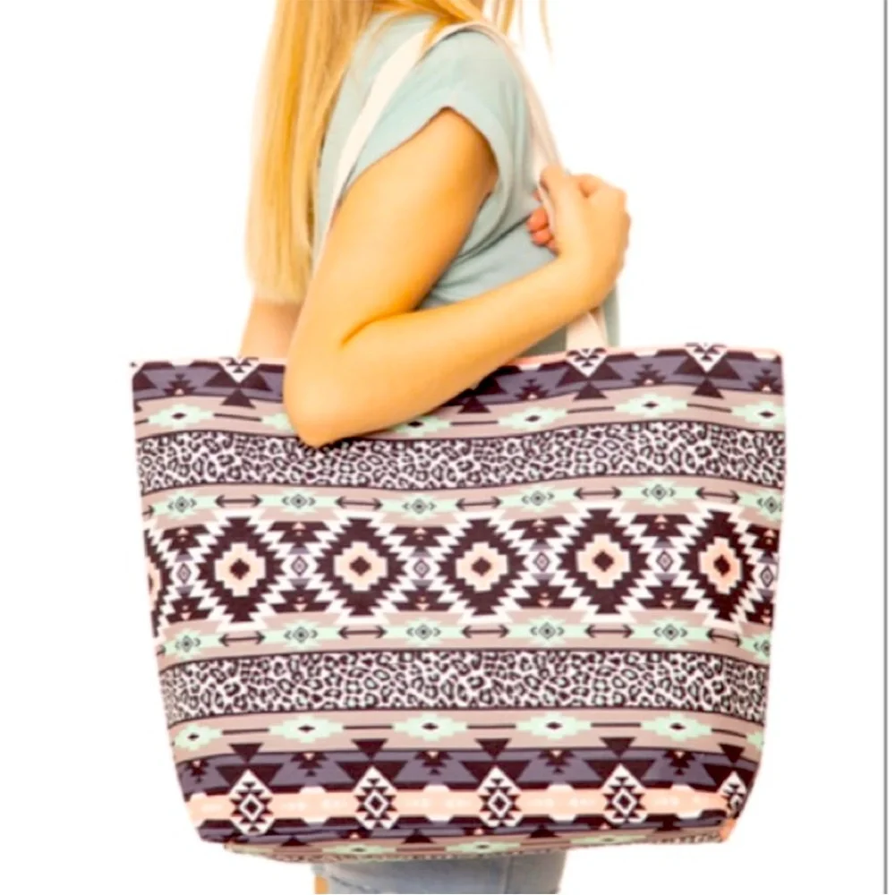 Jumbo Boho Aztec Print Beach Tote - Picture 11 of 11